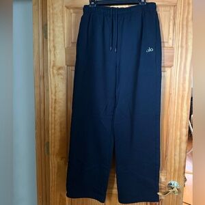 ALO Yoga Men's Dark Blue Joggers
